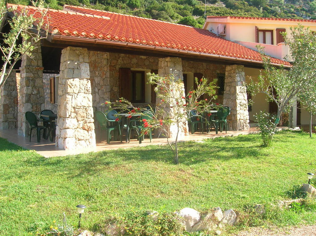 Punto Di Ristoro Uttolo Acomodação com café da manhã Baunei Exterior foto